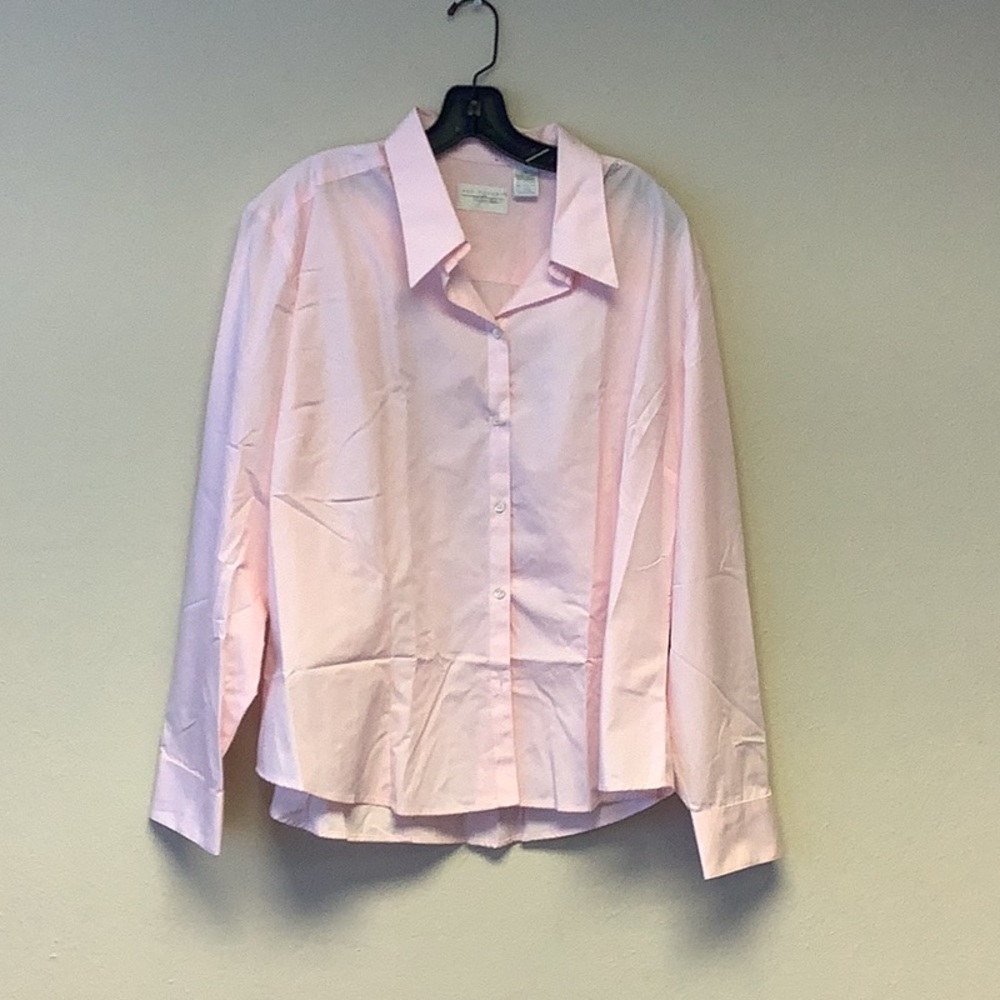 Van Heusen for her dress shirt long sleeve